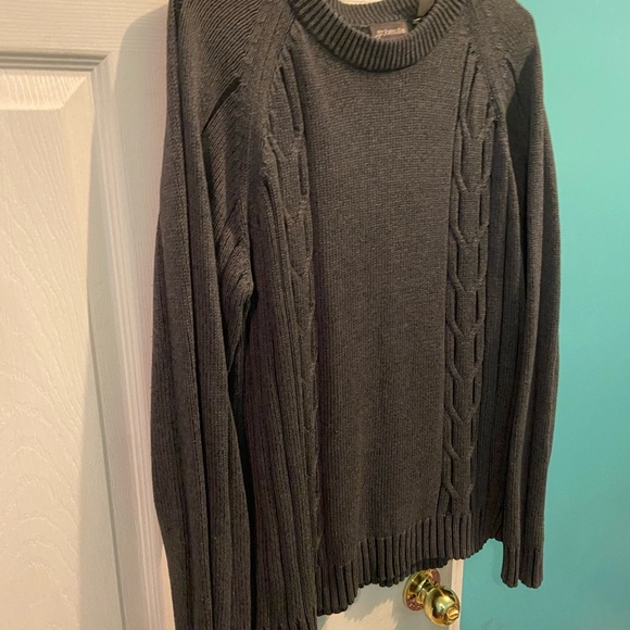 ST JoHN’S BAY SWEATER - Picture 2 of 7